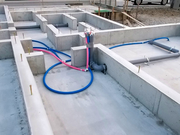 給水・排水設備工事の様子